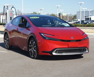 2025 Toyota Prius Plug-In Hybrid Base