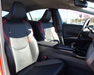 2025 Toyota Prius Plug-In Hybrid Base