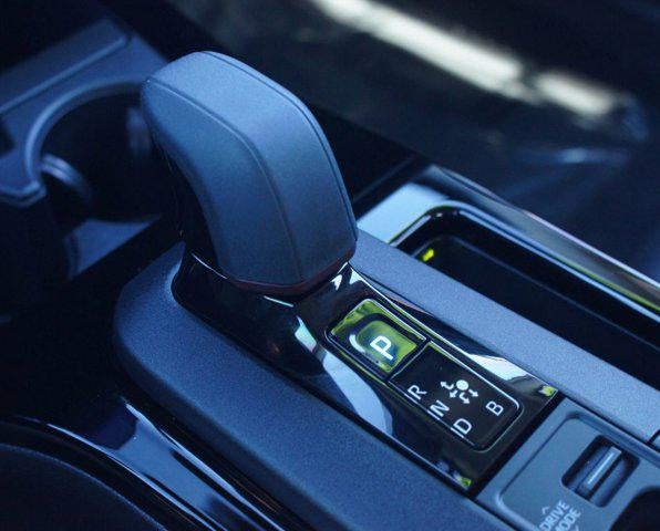 2025 Toyota Prius Plug-In Hybrid Base