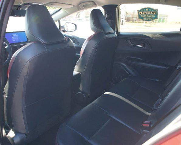 2025 Toyota Prius Plug-In Hybrid Base