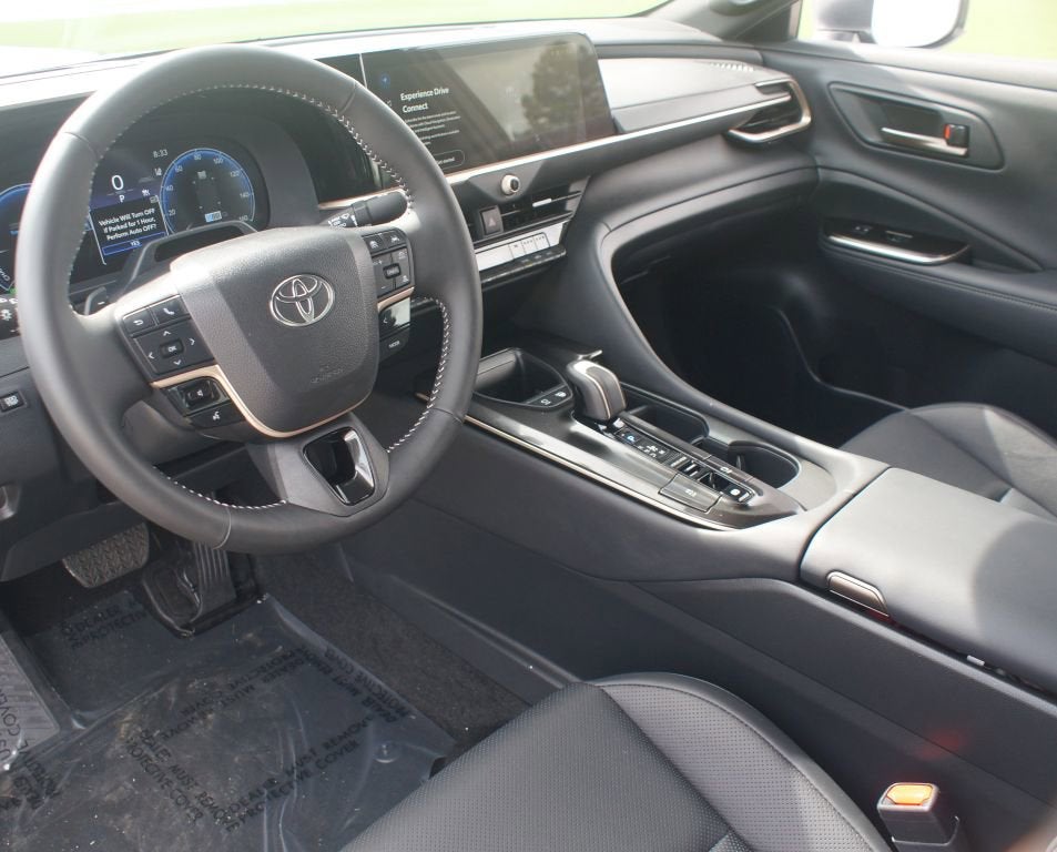 2025 Toyota Crown Platinum