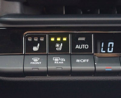 2025 Toyota Crown Platinum