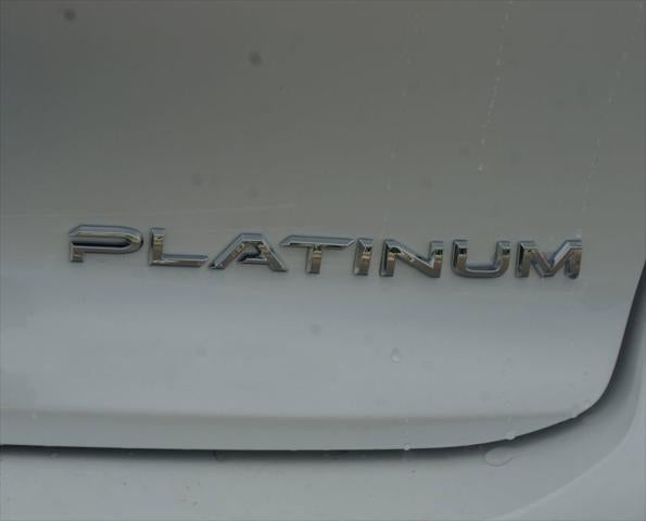 2025 Toyota Crown Platinum