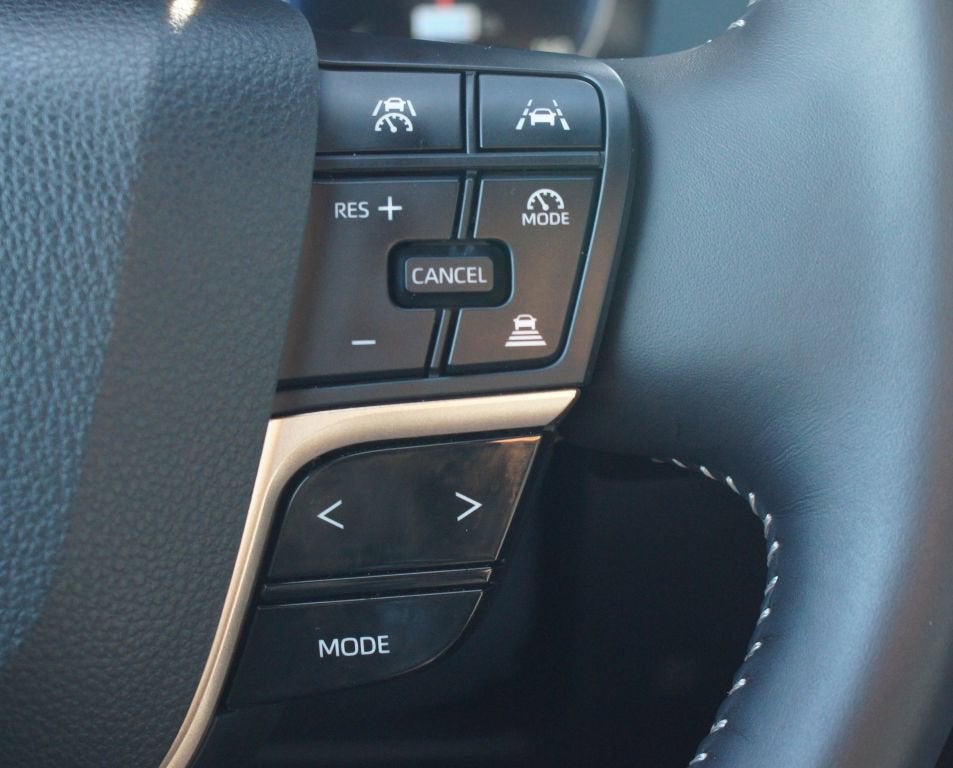 2025 Toyota Crown Platinum