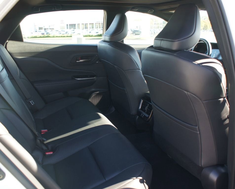 2025 Toyota Crown Platinum