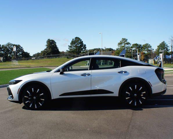 2025 Toyota Crown Platinum