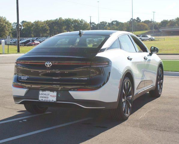 2025 Toyota Crown Platinum