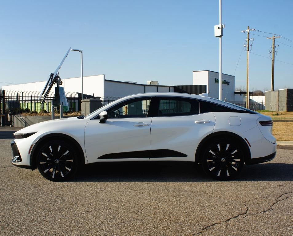 2024 Toyota Crown Platinum