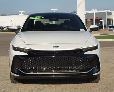 2024 Toyota Crown Platinum