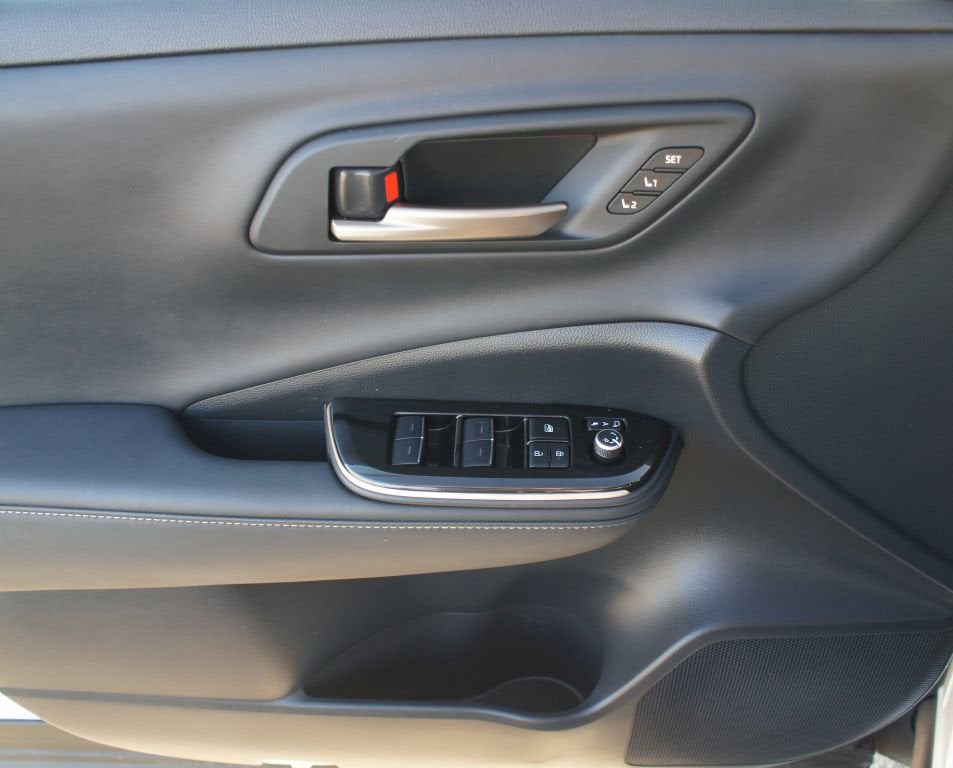 2024 Toyota Crown Platinum