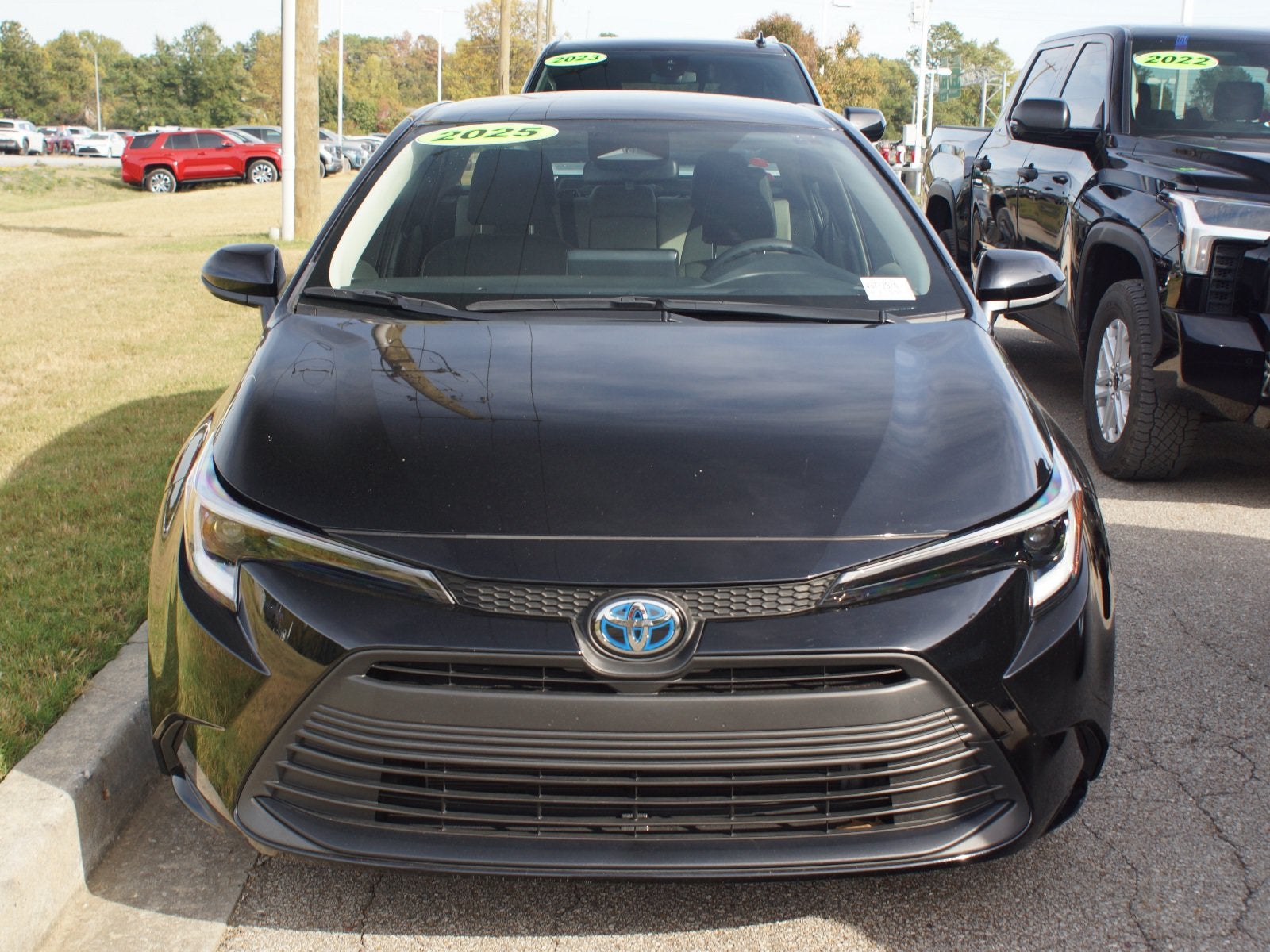 2025 Toyota Corolla Hybrid LE