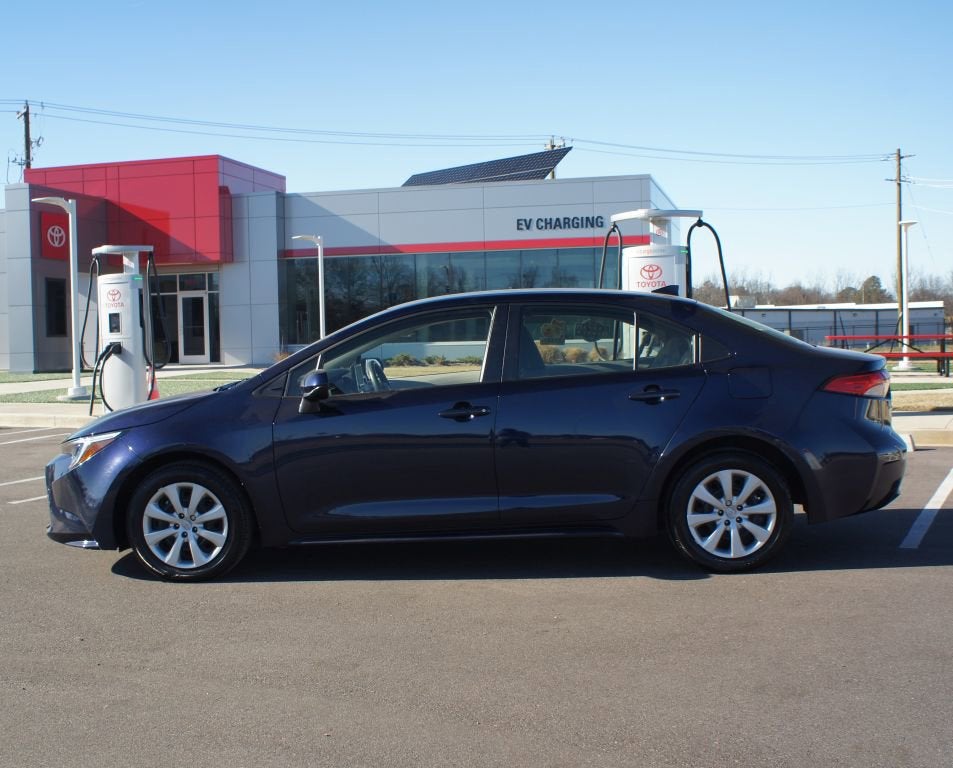 2025 Toyota Corolla Hybrid LE