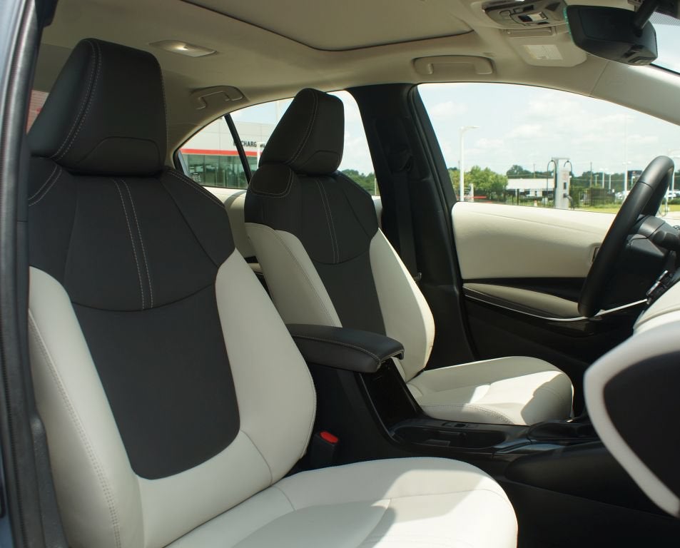 2025 Toyota Corolla Hybrid XLE