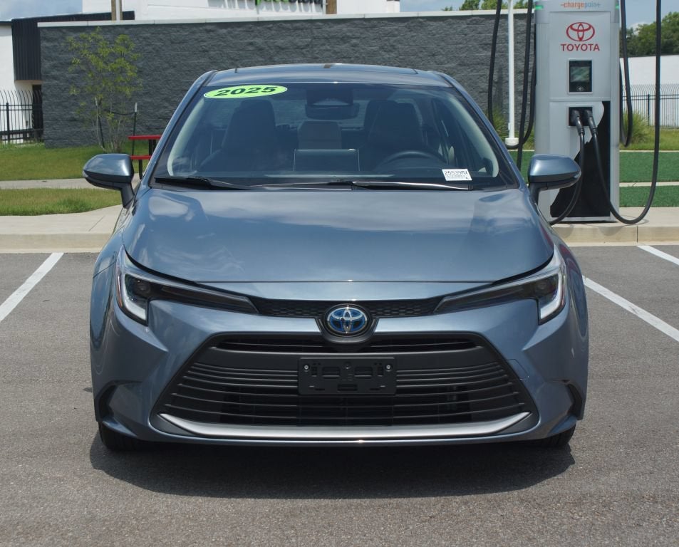 2025 Toyota Corolla Hybrid XLE