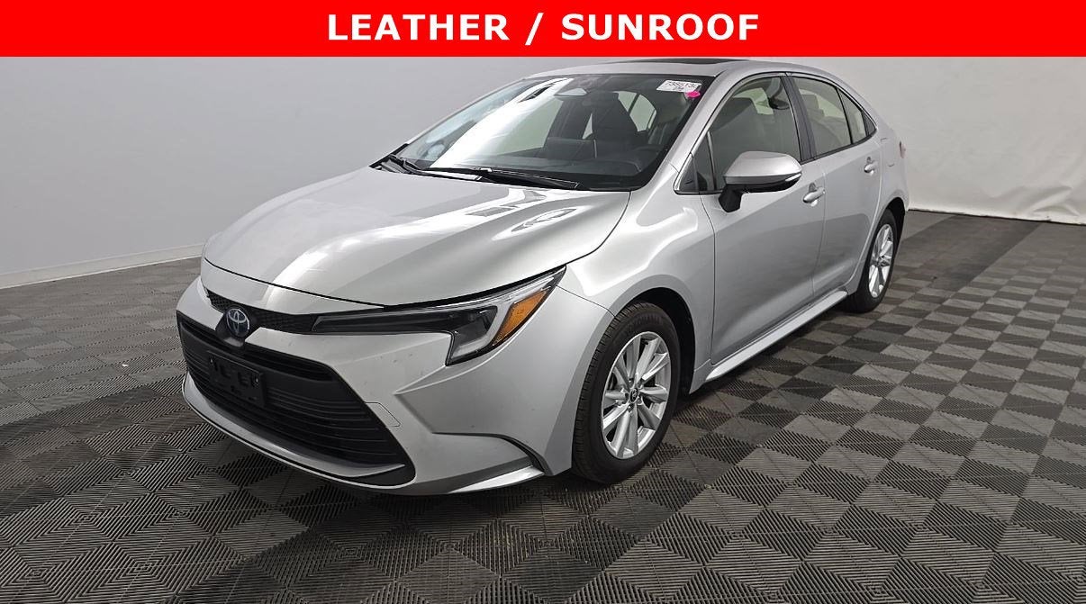 2025 Toyota Corolla XLE Hybrid CVT's photo