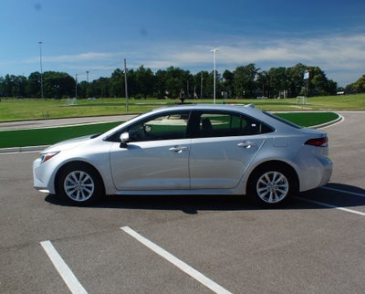 2025 Toyota Corolla Hybrid XLE