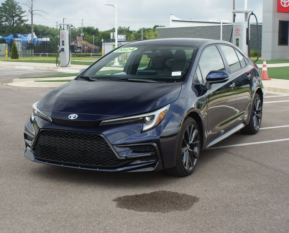 2024 Toyota Corolla Hybrid SE