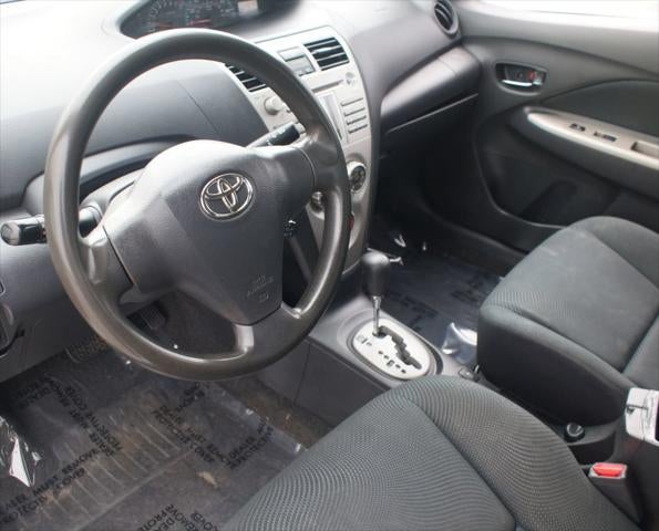 2010 Toyota Yaris Base