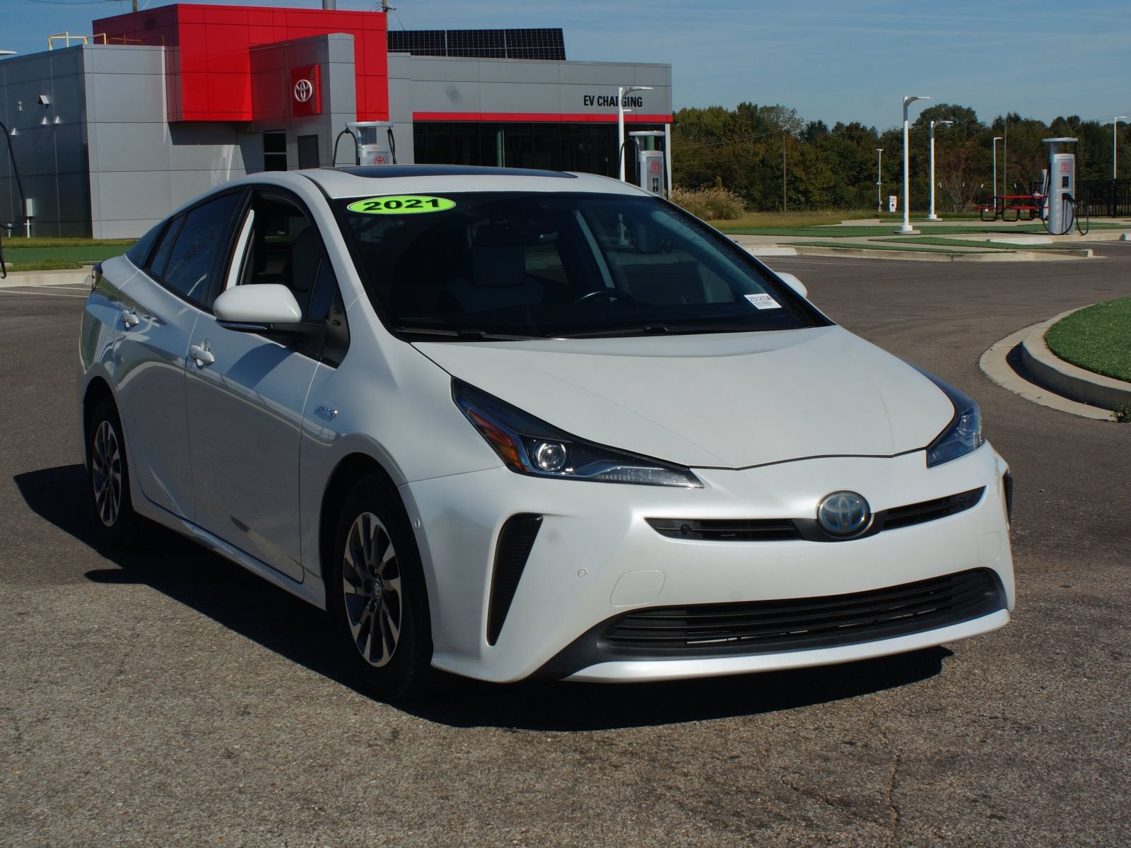2021 Toyota Prius XLE
