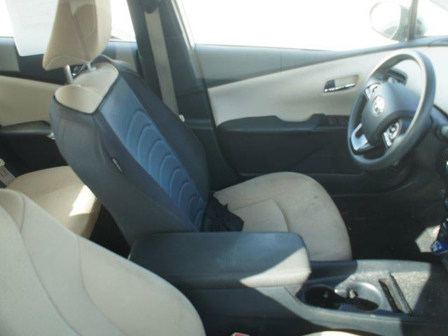 2019 Toyota Prius LE