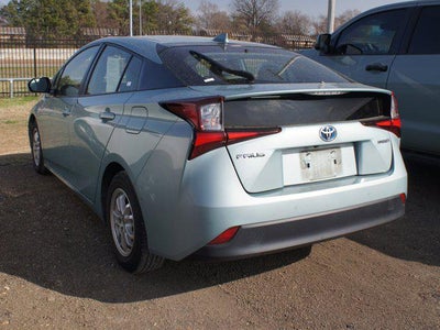 2019 Toyota Prius LE