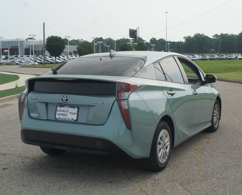 2016 Toyota Prius Two