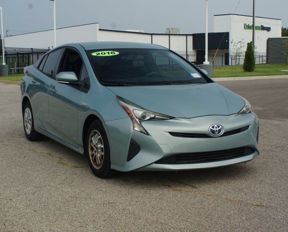 2016 Toyota Prius Two
