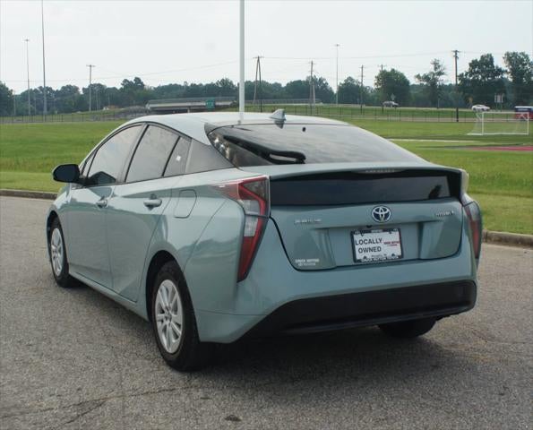 2016 Toyota Prius Two