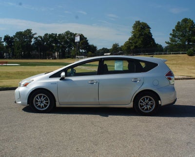 2015 Toyota Prius v Three