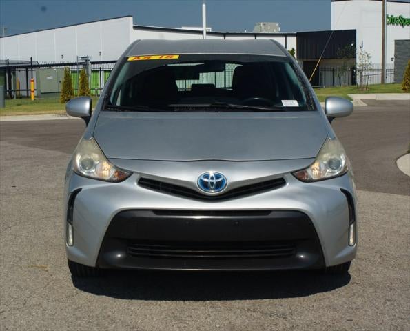 2015 Toyota Prius v Three