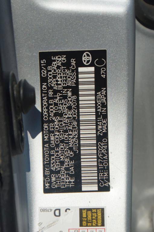 2015 Toyota Prius v Three