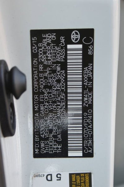 2015 Toyota Prius v Three