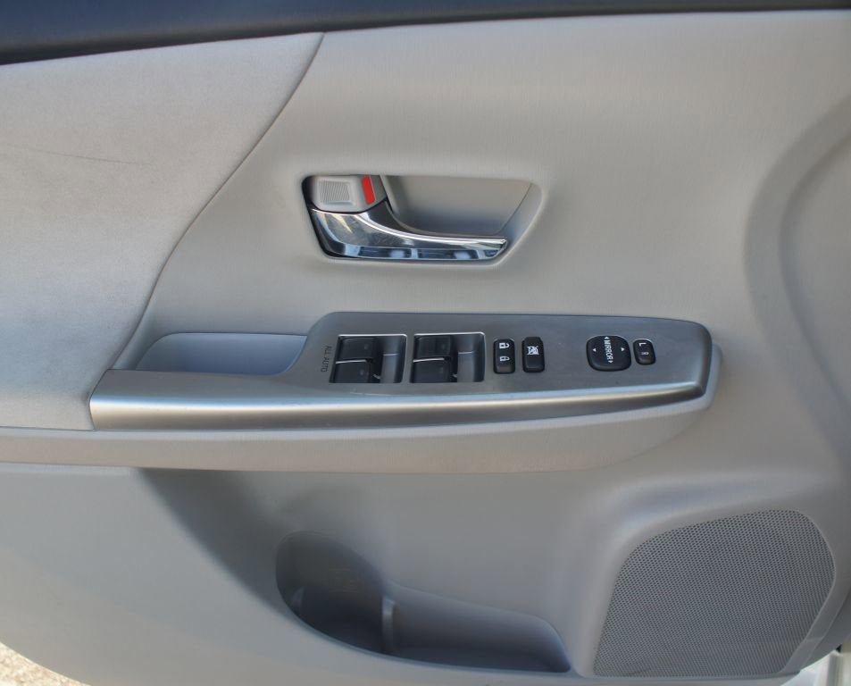 2015 Toyota Prius v Three