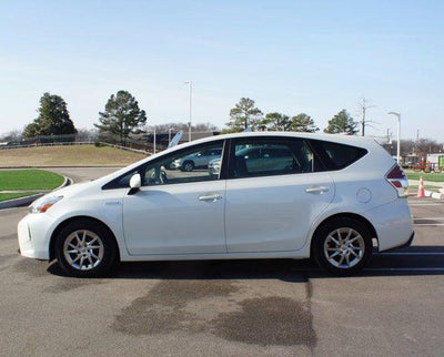 2015 Toyota Prius v Three