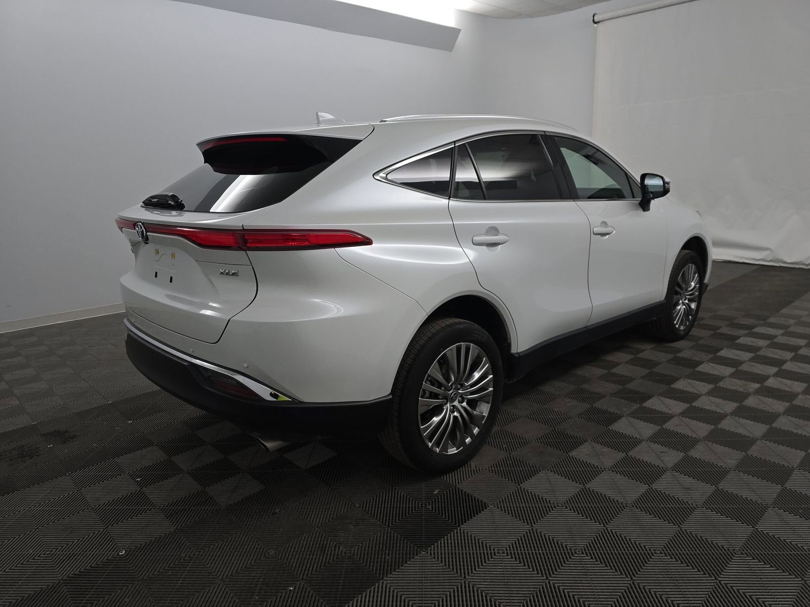 2023 Toyota Venza XLE