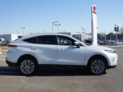 2023 Toyota Venza XLE