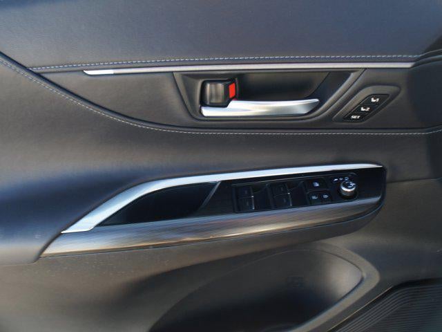 2023 Toyota Venza XLE