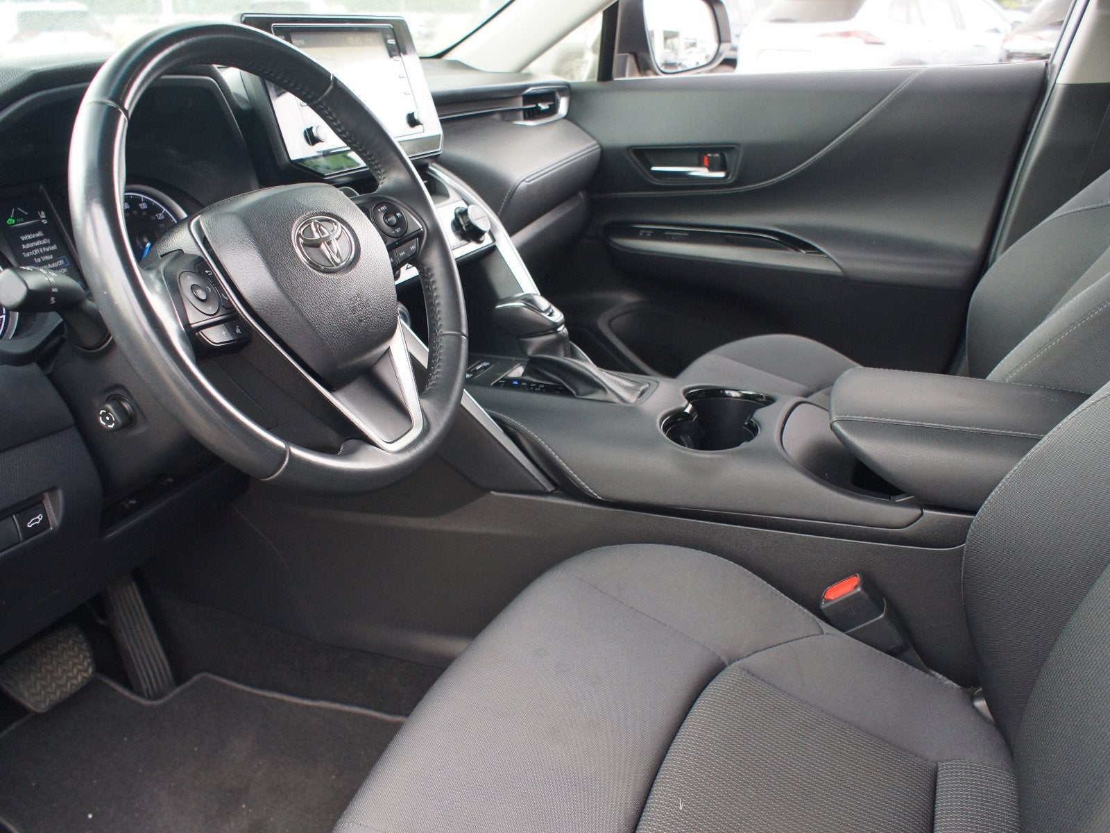 2022 Toyota Venza LE