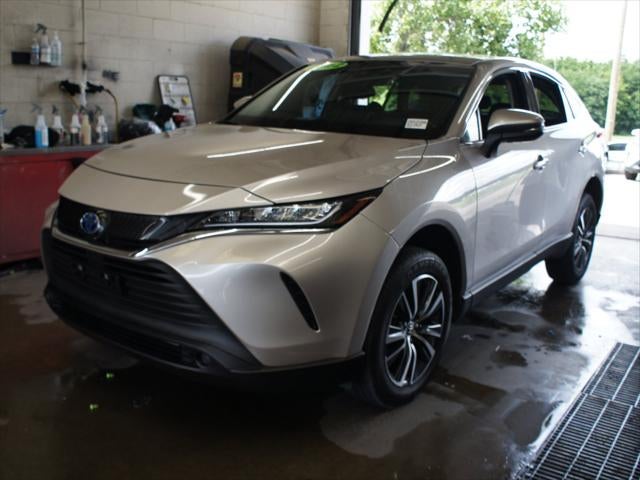 2022 Toyota Venza LE