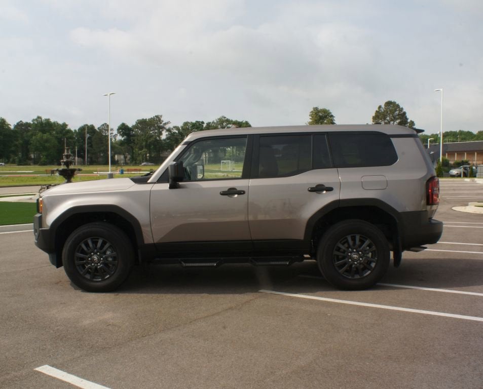 2025 Toyota Land Cruiser BASE