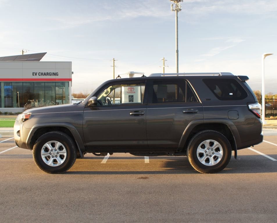 2017 Toyota 4Runner SR5