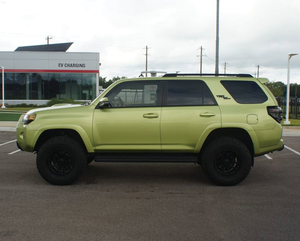 2023 Toyota 4Runner TRD Off Road Premium