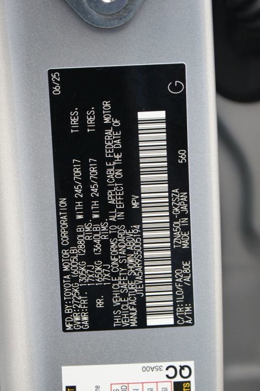 2025 Toyota 4Runner SR5