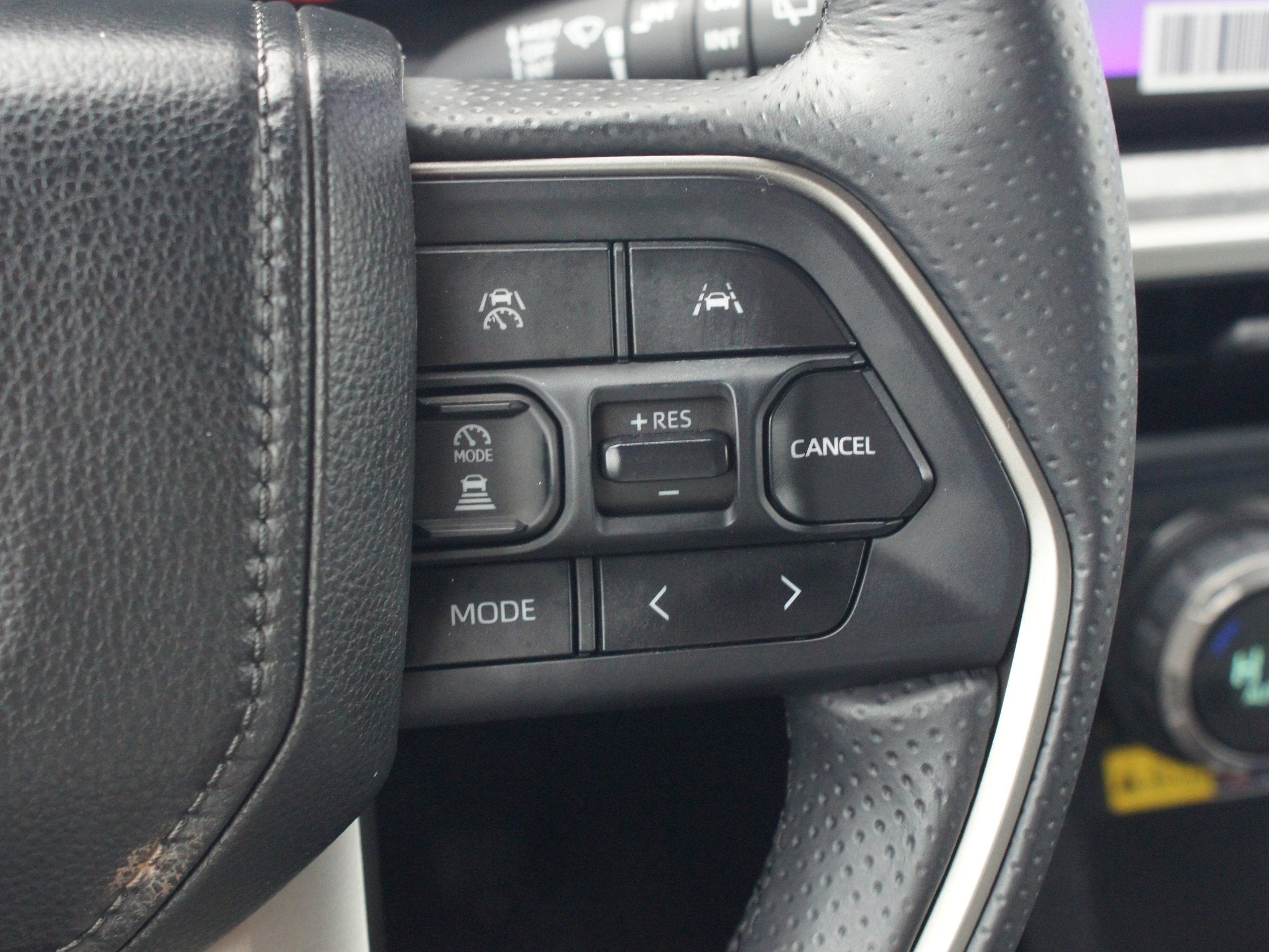 2025 Toyota 4Runner Hybrid Trailhunter