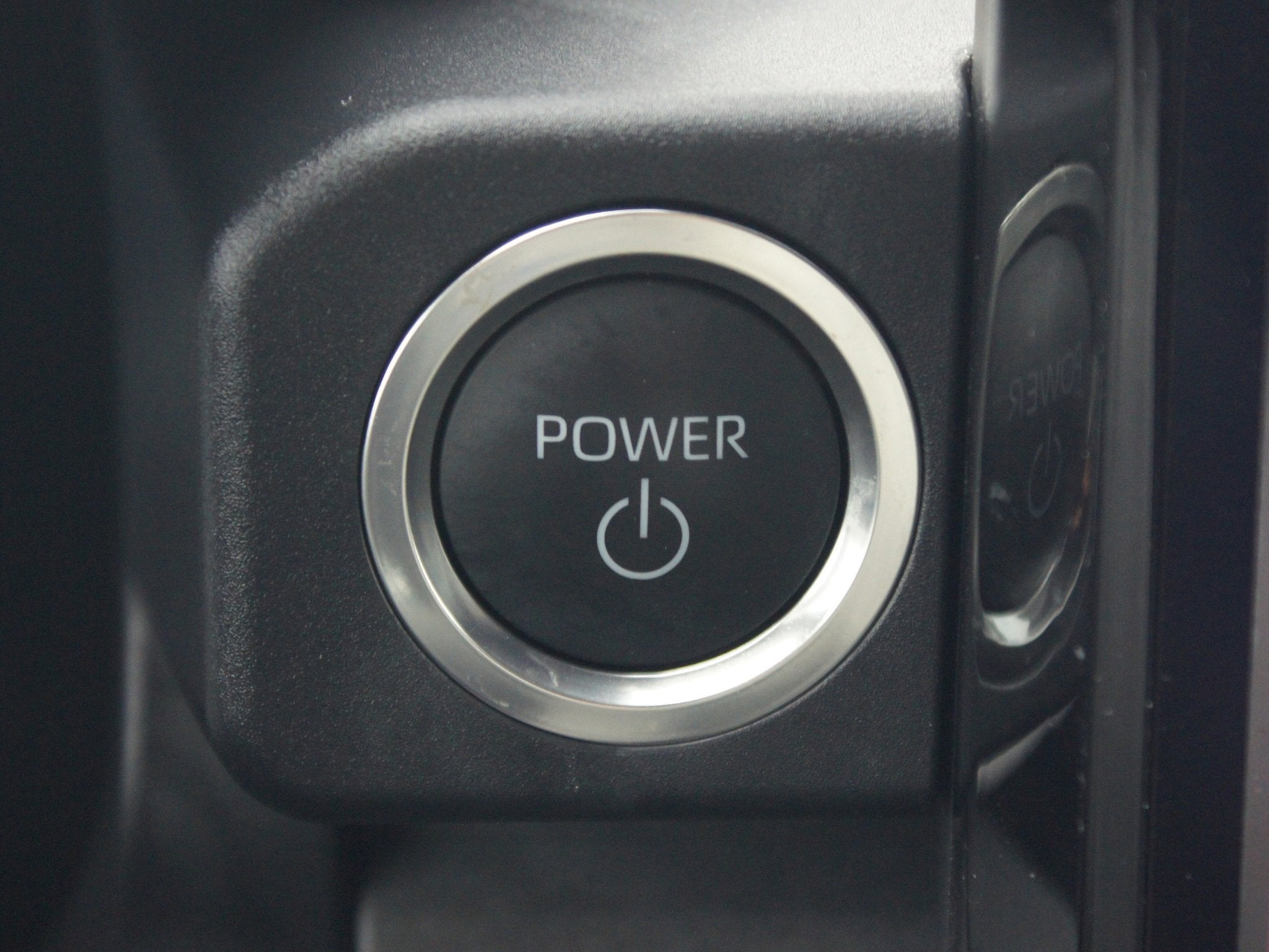 2025 Toyota 4Runner Hybrid Trailhunter