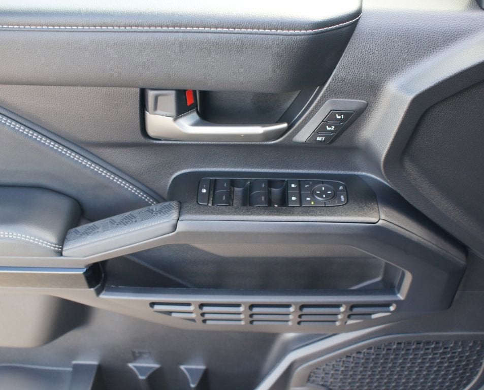 2025 Toyota 4Runner Hybrid Limited