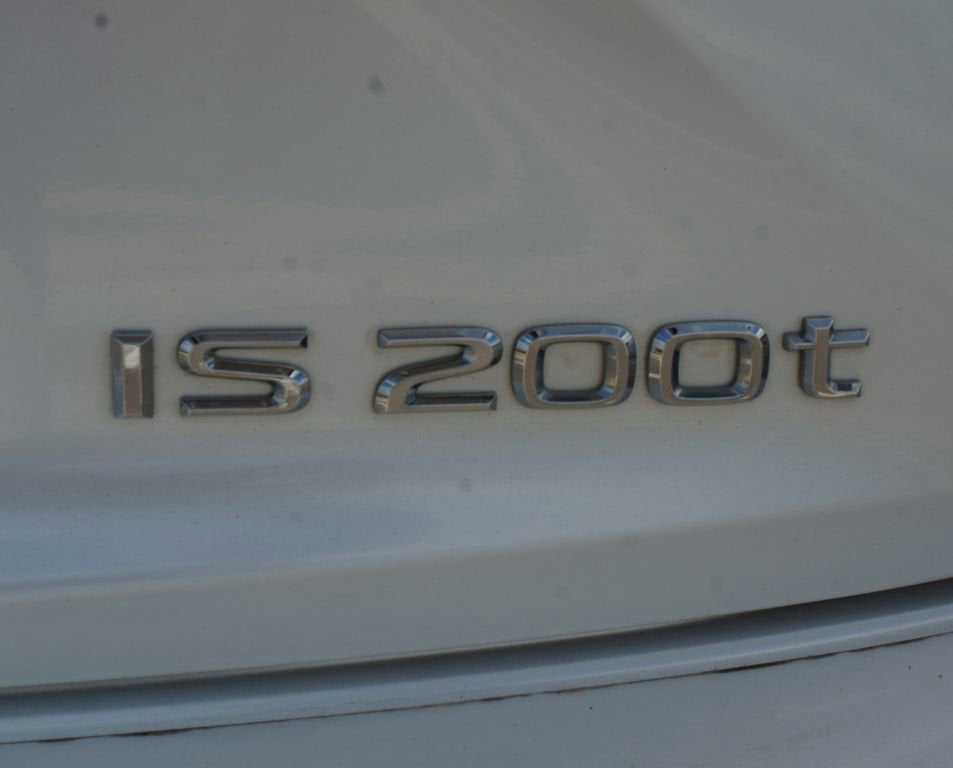 2016 Lexus IS 200t 