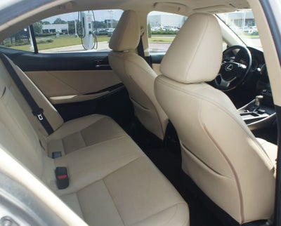 2016 Lexus IS 200t 