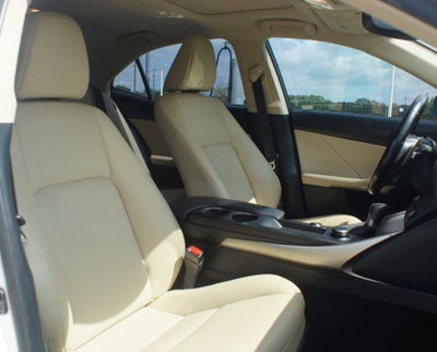 2016 Lexus IS 200t 