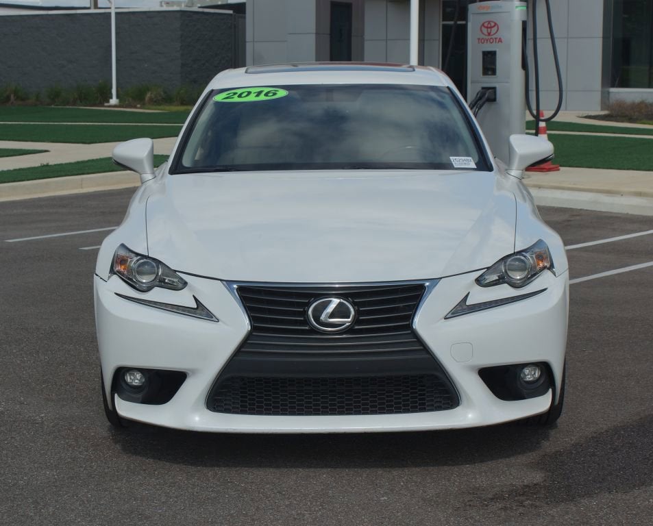 2016 Lexus IS 200t 